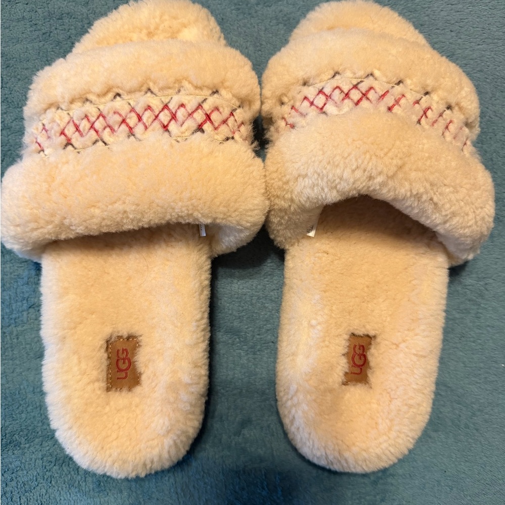 UGG Cream Fluffy Slippers with Red Stitching